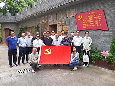 suncitygroup太阳集团科技党支部发展“追忆红色影象，罗致奋进力量”主题党日活动